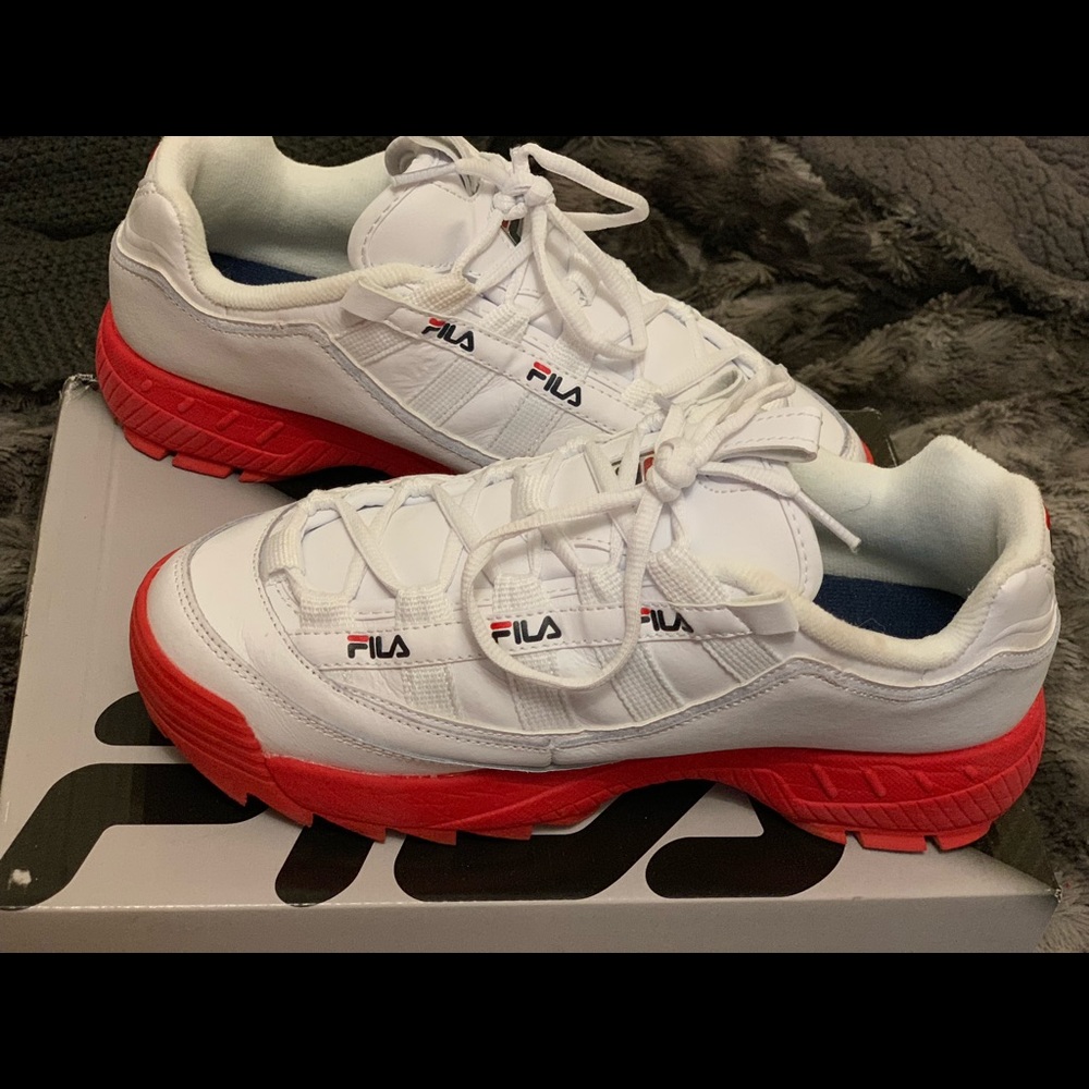 Women’s D-FORMATION Fila Sneakers ✨